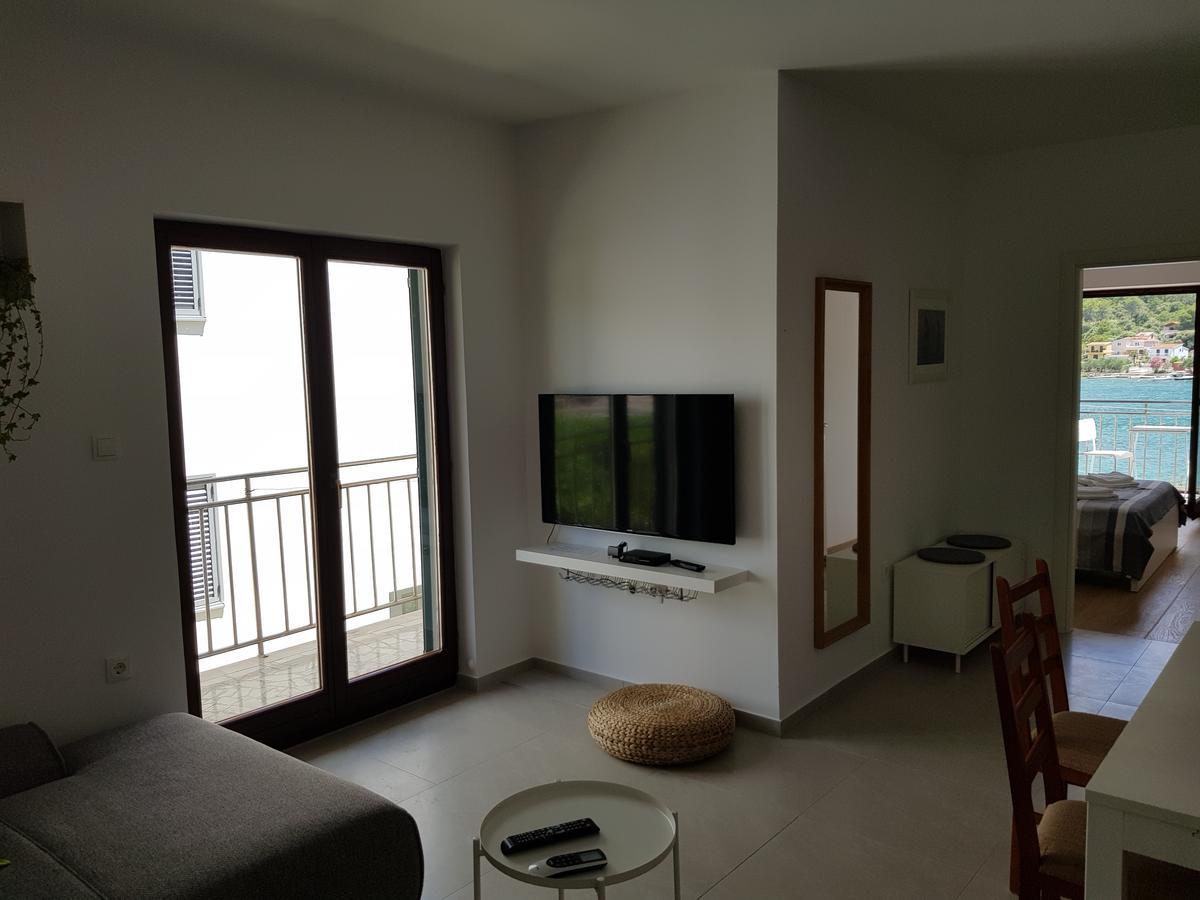 Apartments Vala Гребащиця Екстер'єр фото